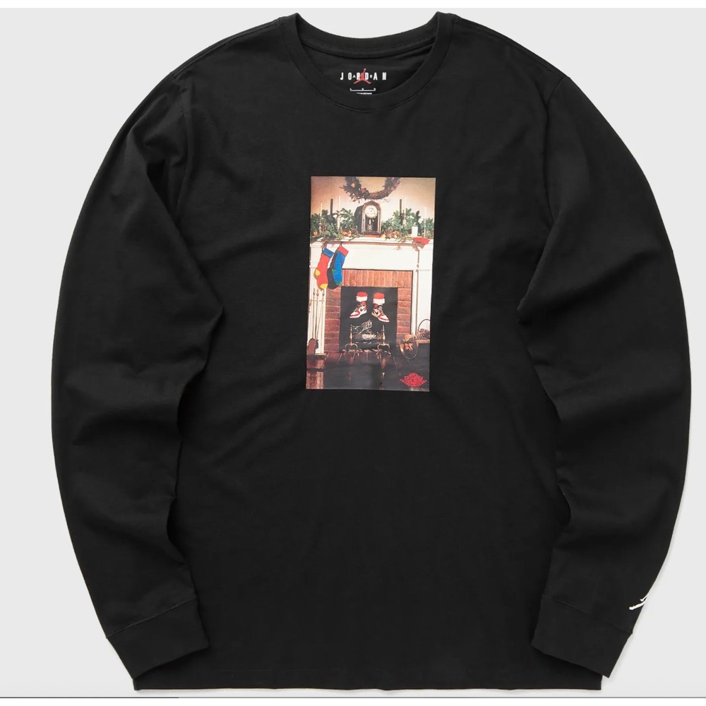 Air Jordan "Chimney Chrismas" Tee Men's Size XS CV1745-010